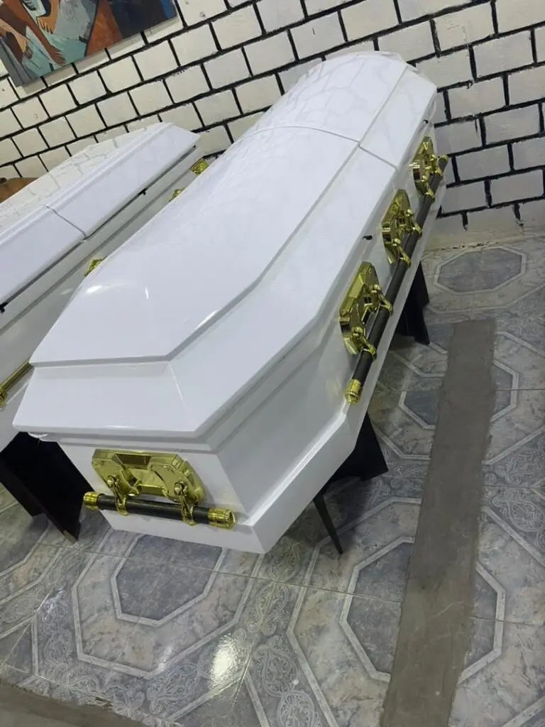 White casket 6